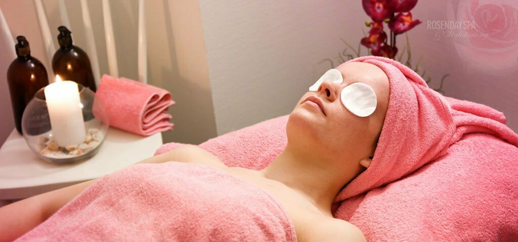 Ansiktsbehandling på Rosenday Spa