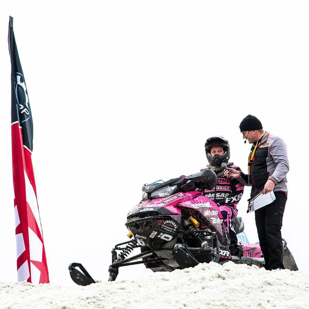 Elina Öhman nummer 17 Snowcross VM Boden 2019