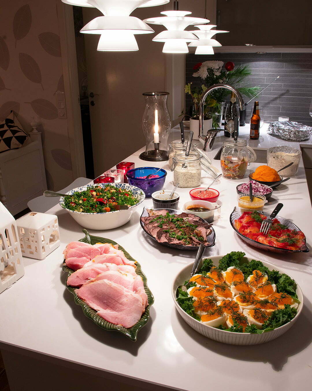 Julbuffé uppdukat hemma