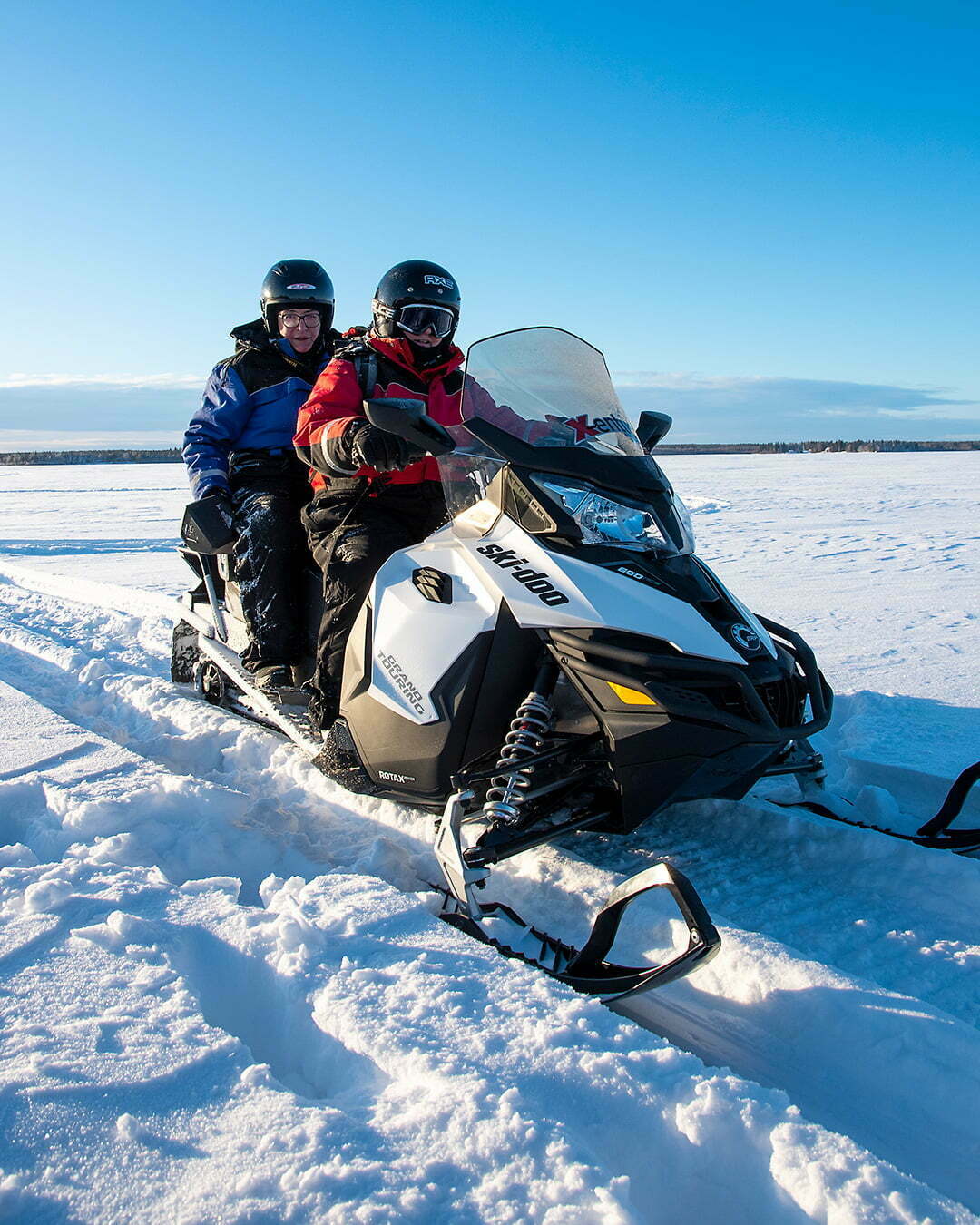 Skotertur för grupper i Luleå skärgård med Brändö Lodge