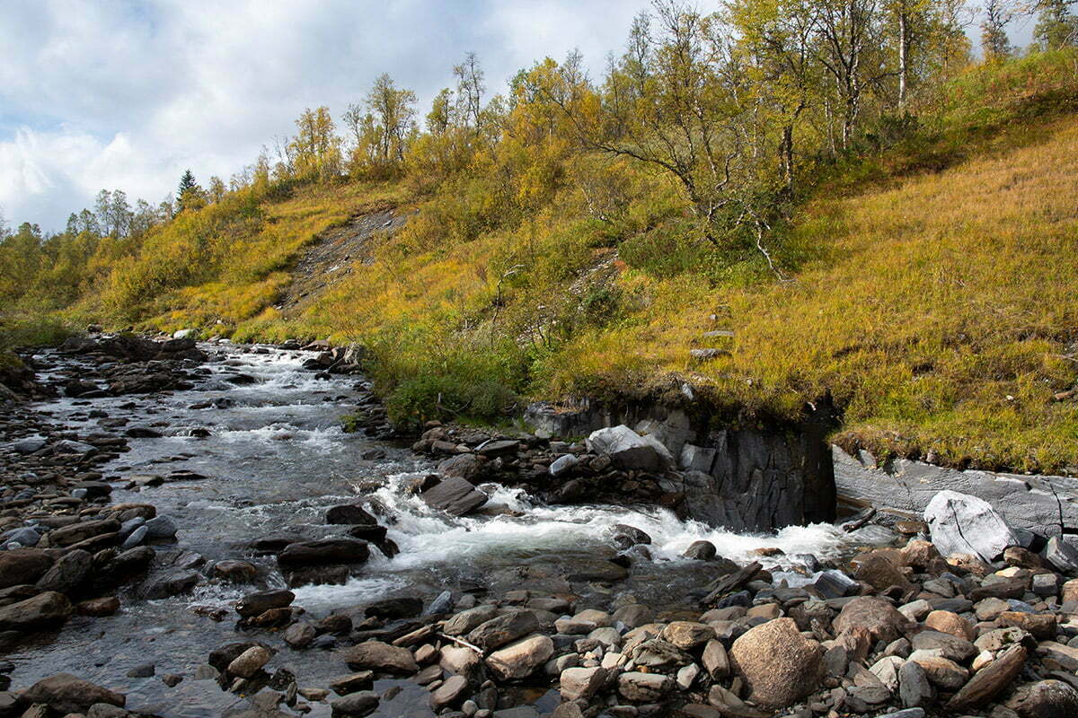 Bjurälvens ingång till bjurälvsgrottan