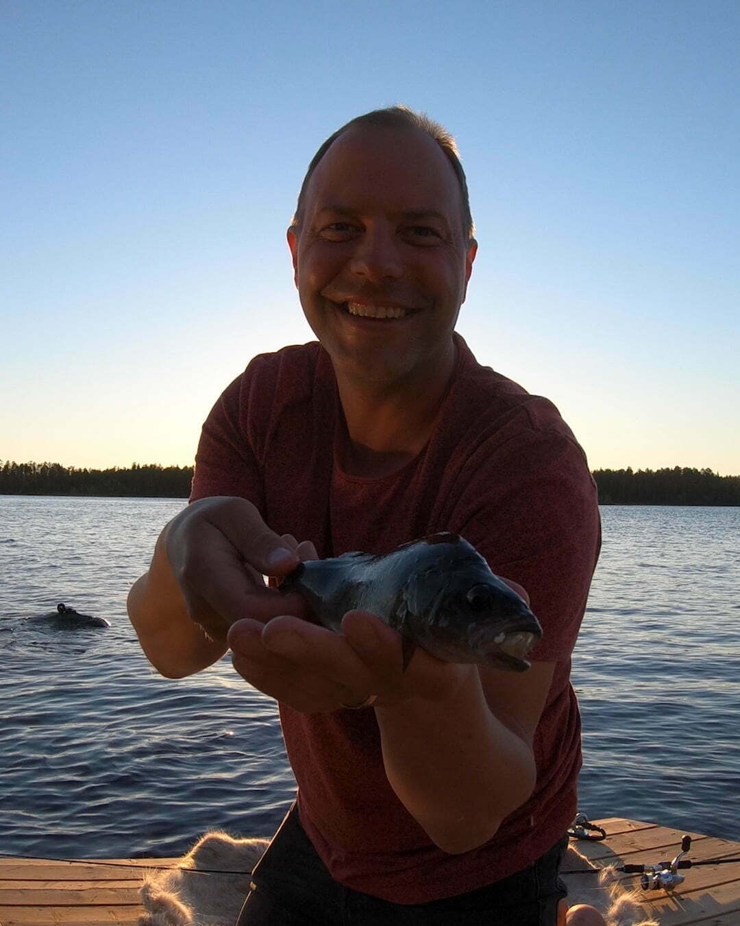 Fiske på Midnight sun boat i Luleälven