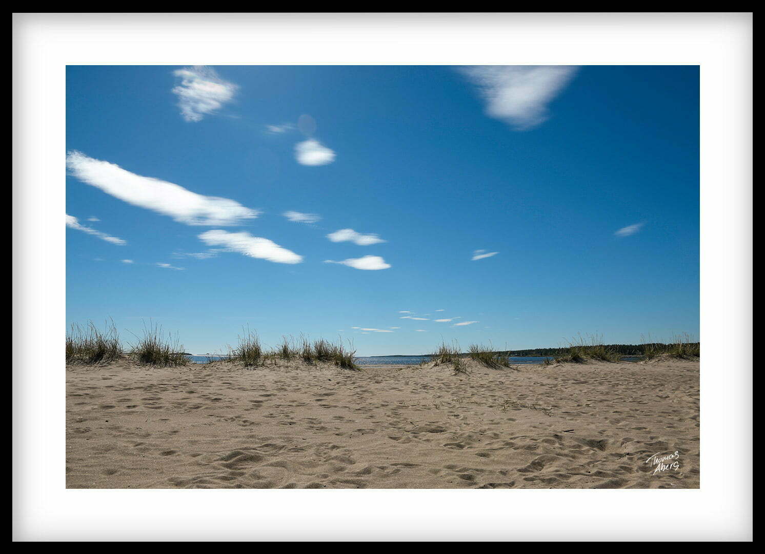 Liggande Tavla 00140 Pite havsbad sommar sand strandråg vatten