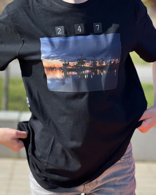 norrland-247-svart-t-shirt-isbrytarna-03 Norrland 247 T-shirt motiv över Isbrytarna Luleå, SVART